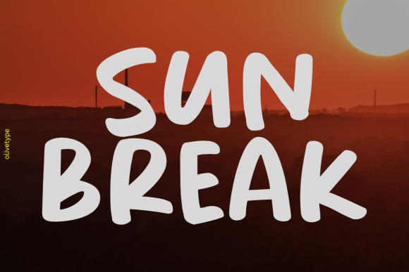 Sunbreak: A Chunky, Clean Display Font for Modern Design